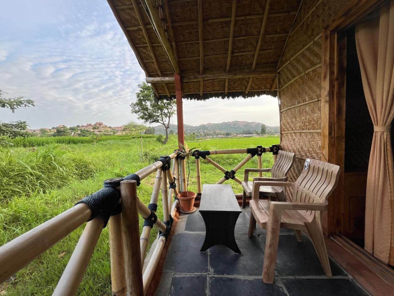 Hampi Rasta Cafe Hotel Kültér fotó