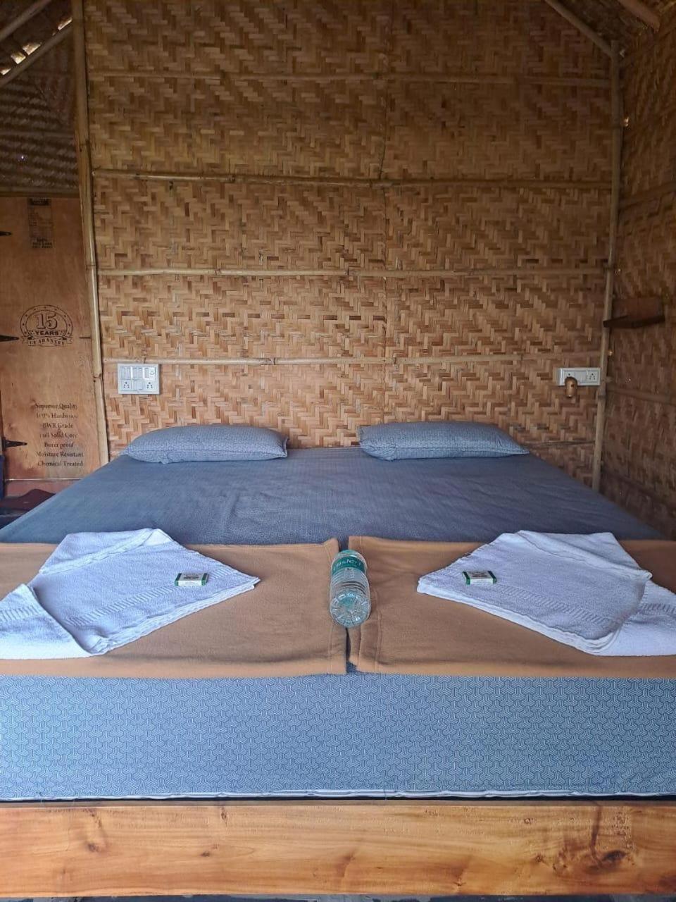 Hampi Rasta Cafe Hotel Kültér fotó