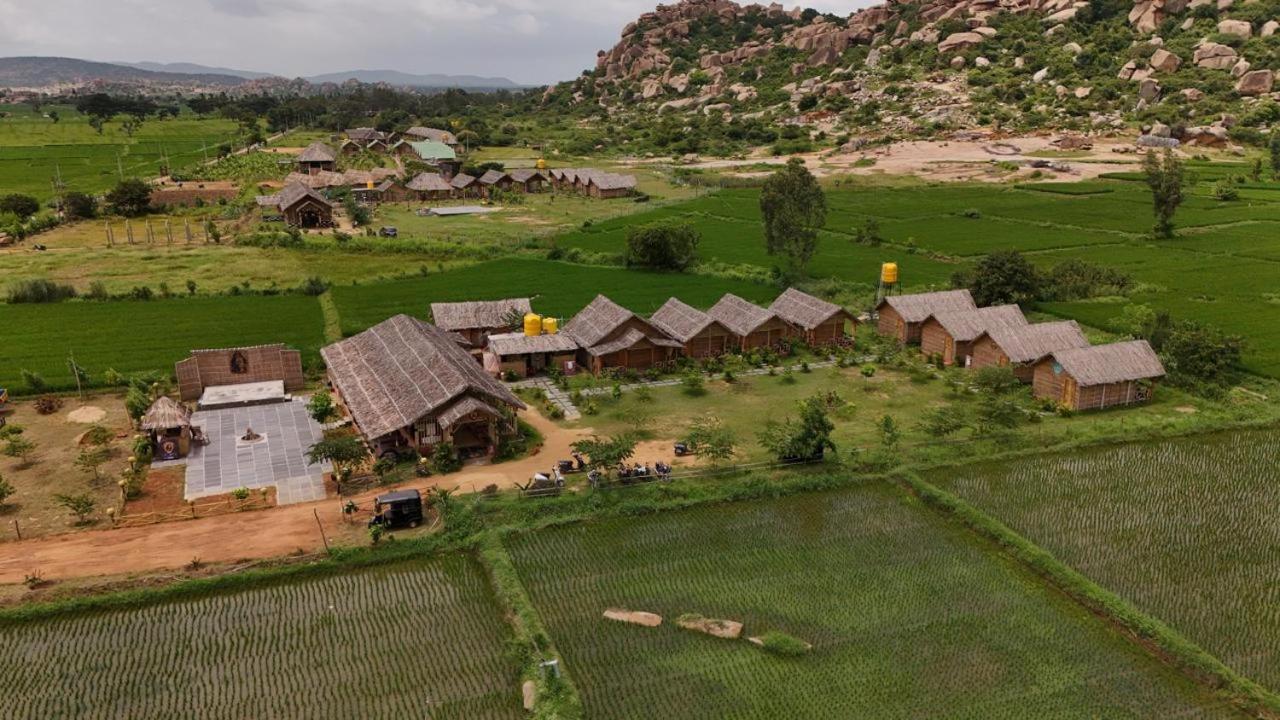 Hampi Rasta Cafe Hotel Kültér fotó
